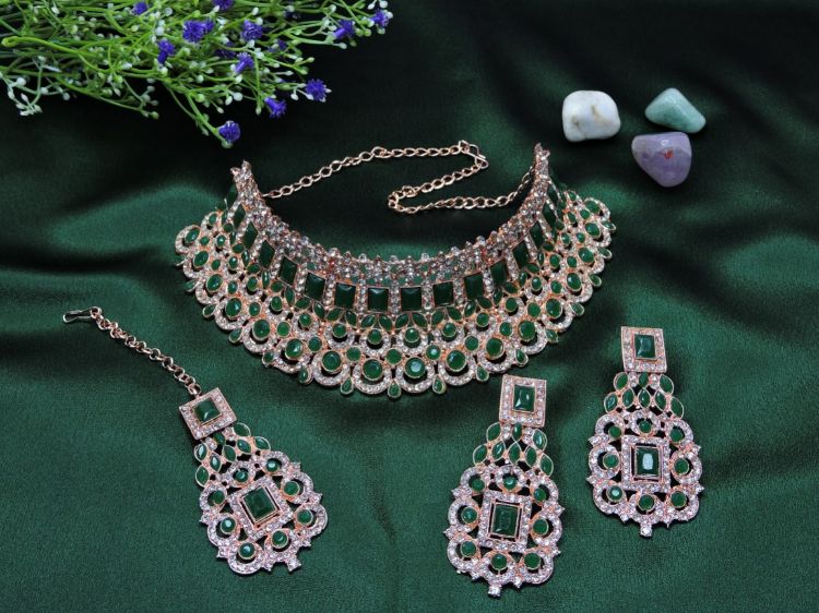 Picture of Enticing Alloy Necklace