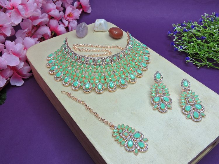 Picture of Beautiful Alloy Necklace