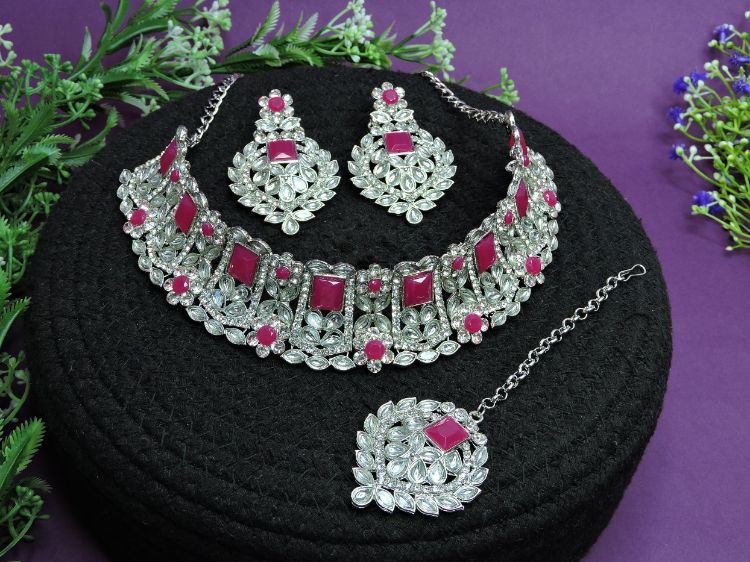 Picture of Beautiful Alloy Necklace