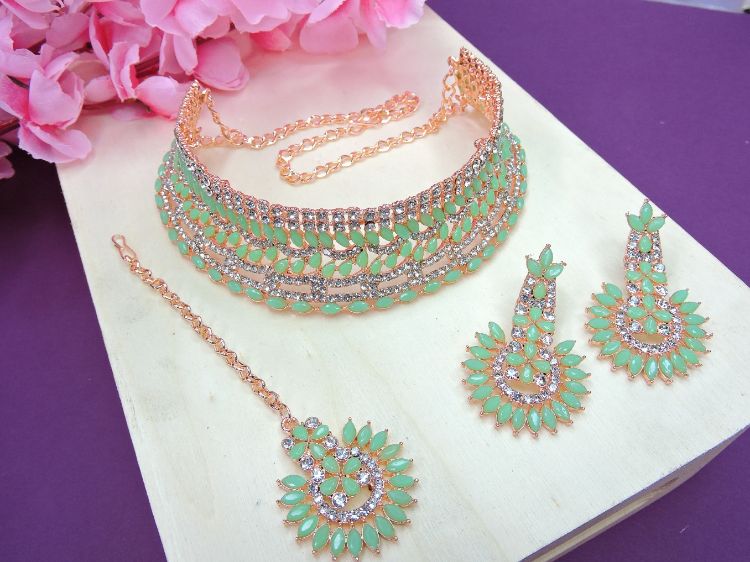 Picture of Pleasing Alloy Necklace