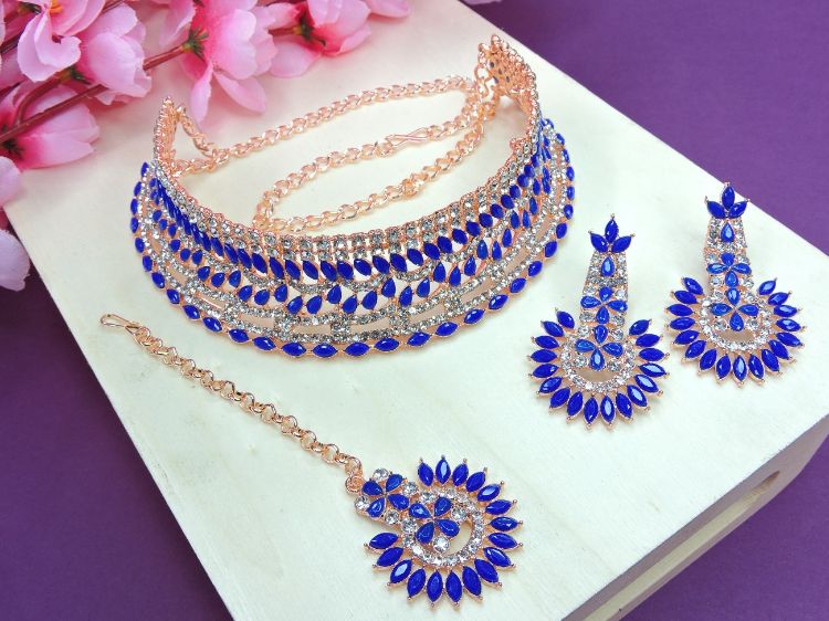 Picture of Elegant Alloy Necklace