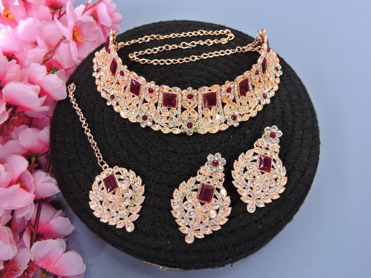 Picture of Exquisite Alloy Necklace