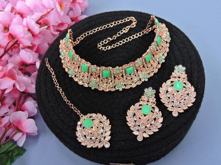 Picture of Enticing Alloy Necklace