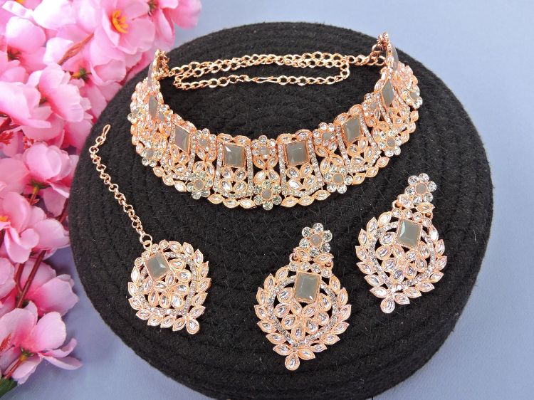 Picture of Alluring Alloy Necklace