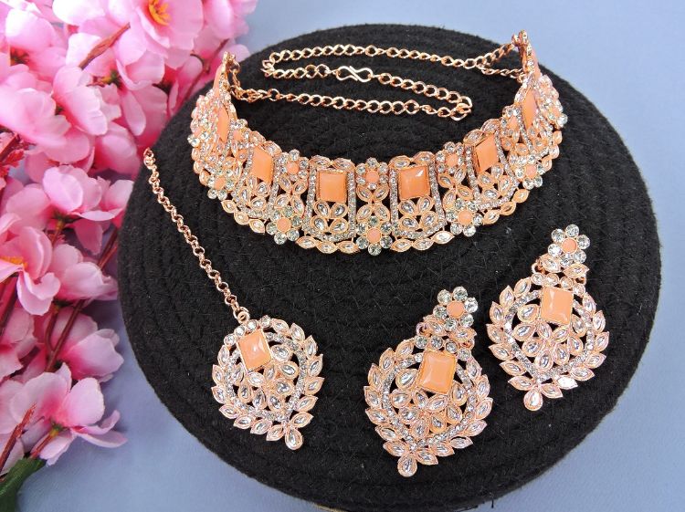 Picture of Ravishing Alloy Necklace