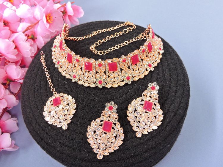 Picture of Good Looking Alloy Necklace
