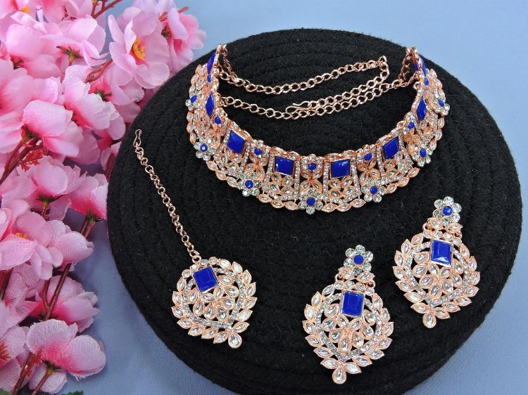 Picture of Delightful Alloy Necklace