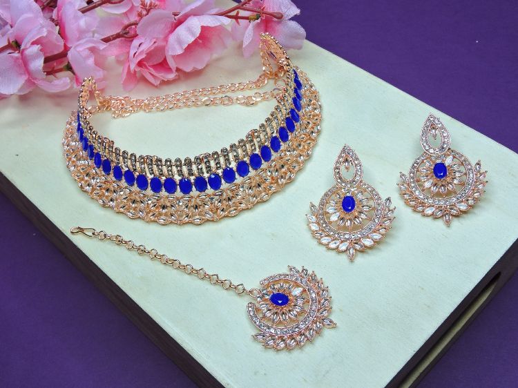 Picture of Exquisite Designer American Diamond Necklace