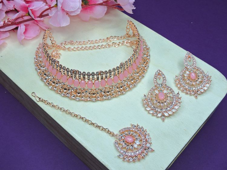 Picture of Well Formed Designer American Diamond Necklace