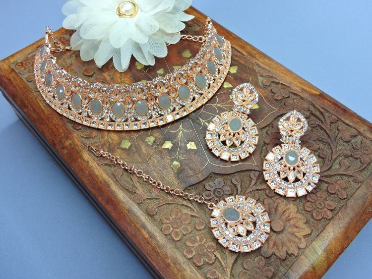 Picture of Wonderful Designer American Diamond Necklace