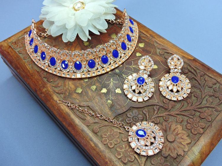 Picture of Splendid Designer American Diamond Necklace