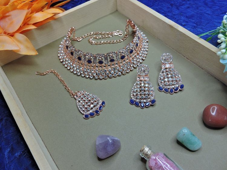 Picture of Wonderful Designer American Diamond Necklace