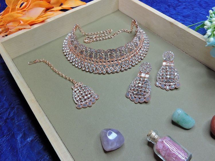 Picture of Amazing Designer American Diamond Necklace