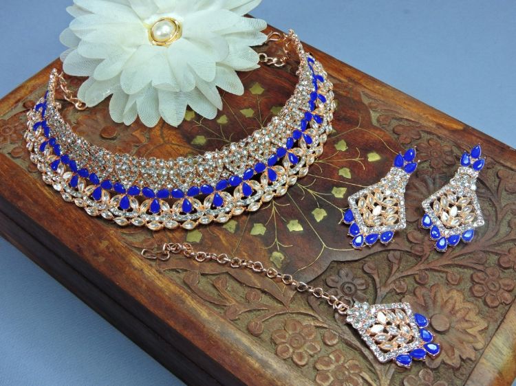 Picture of Splendid Designer American Diamond Necklace