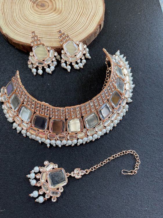 Picture of Sightly Designer American Diamond Necklace