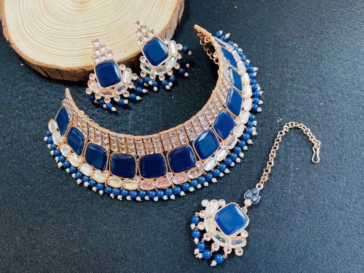 Picture of Graceful Designer American Diamond Necklace