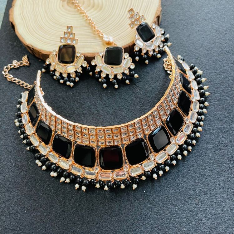Picture of Splendid Designer American Diamond Necklace