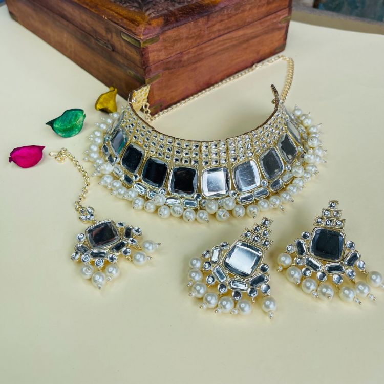 Picture of Beautiful Designer American Diamond Necklace