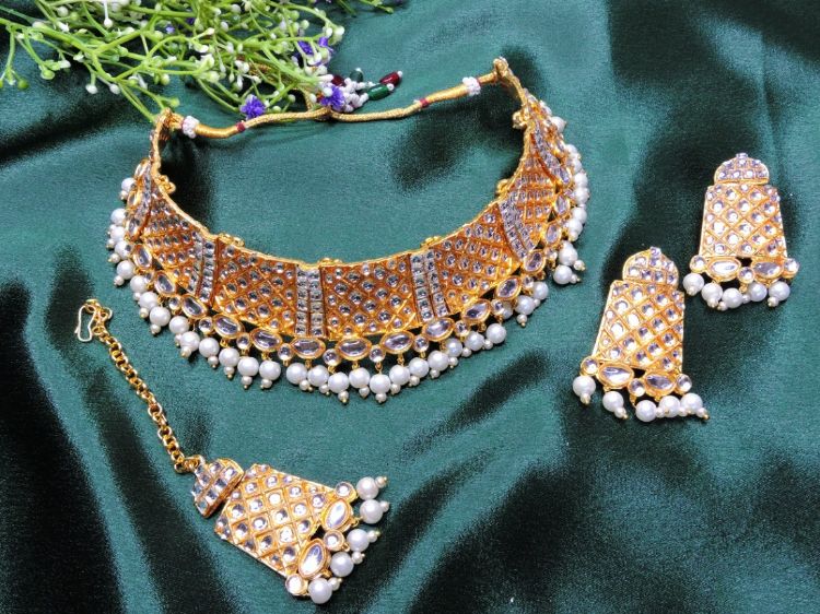 Picture of Excellent Designer American Diamond Necklace