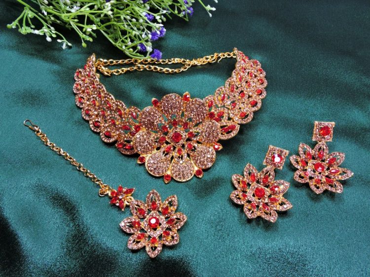 Picture of Lovely Designer American Diamond Red Necklace