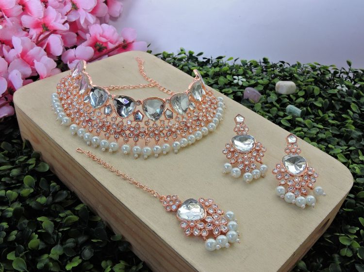 Picture of Wonderful Designer American Diamond Necklace