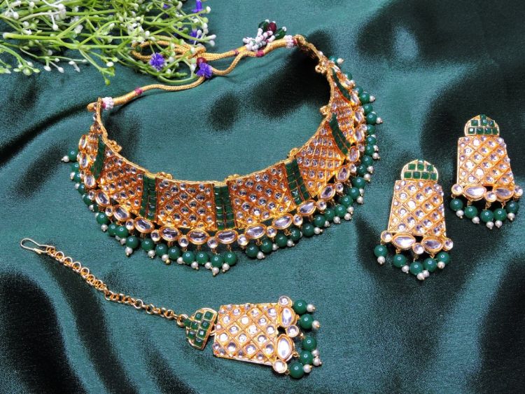 Picture of Beautiful Designer American Diamond Green Necklace