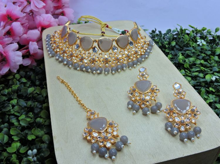 Picture of Grand Designer American Diamond Grey Necklace