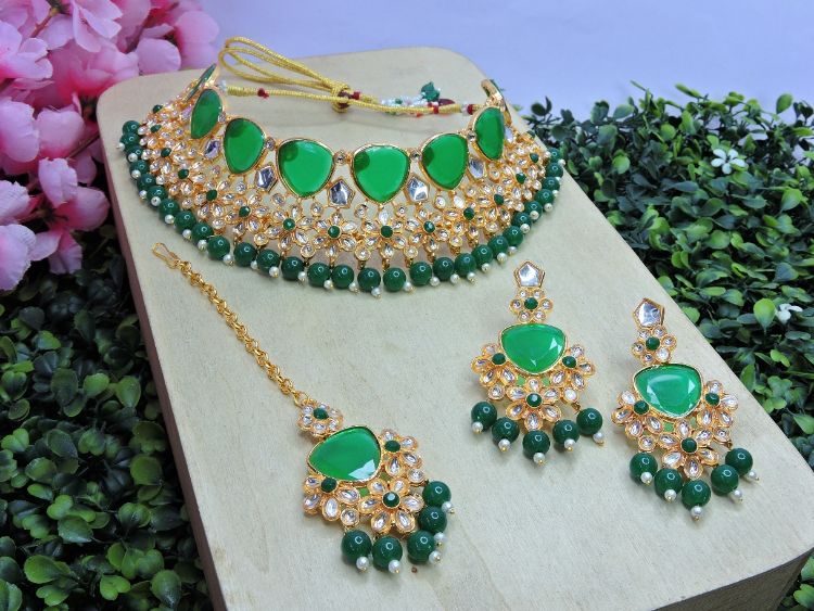 Picture of Appealing Designer American Diamond Green Necklace