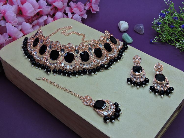 Picture of Splendid Designer American Diamond Necklace