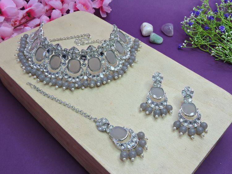 Picture of Pleasing Designer American Diamond Grey Necklace