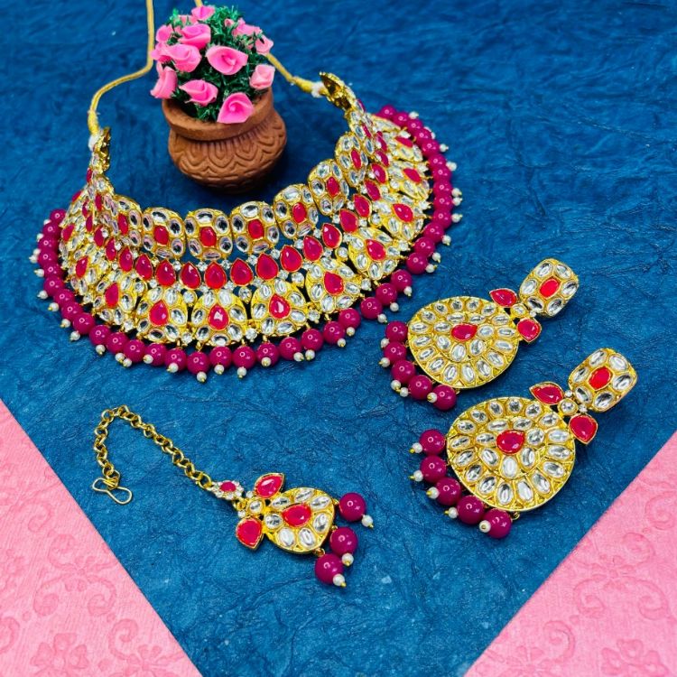 Picture of Elegant Designer American Diamond Necklace