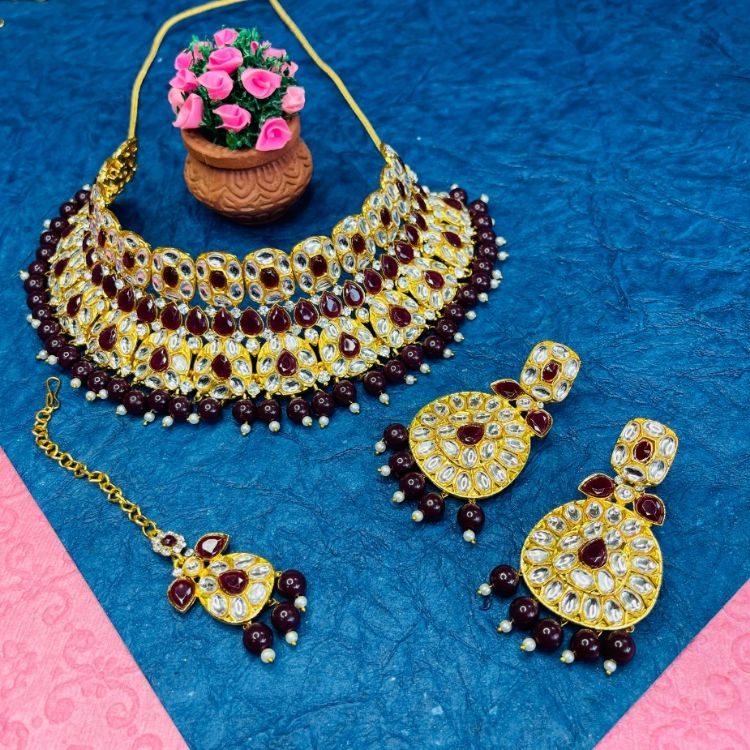 Picture of Good Looking Designer American Diamond Necklace