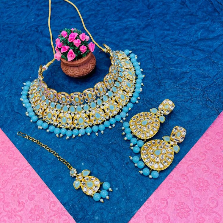 Picture of Well Formed Designer American Diamond Necklace