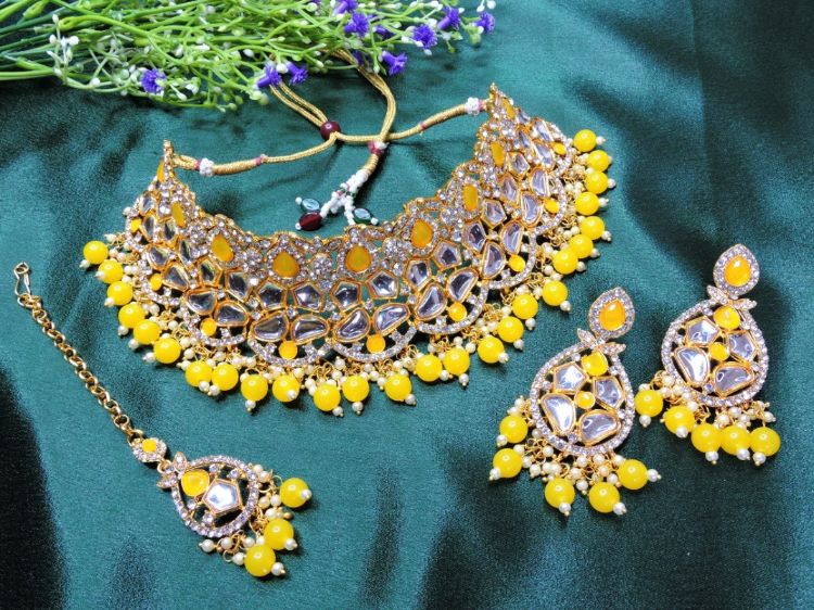 Picture of Classy Designer American Diamond Yellow Necklace