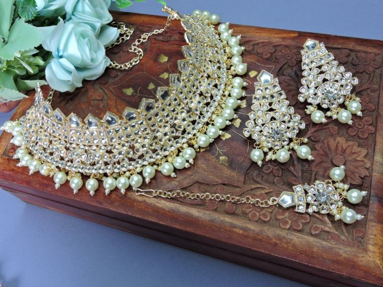 Picture of Stunning Designer American Diamond Necklace