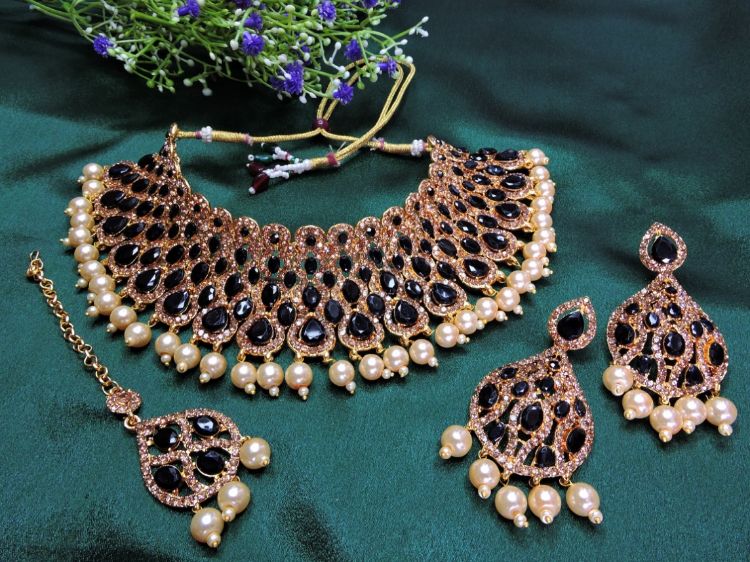 Picture of Bewitching Designer American Diamond Black Necklace