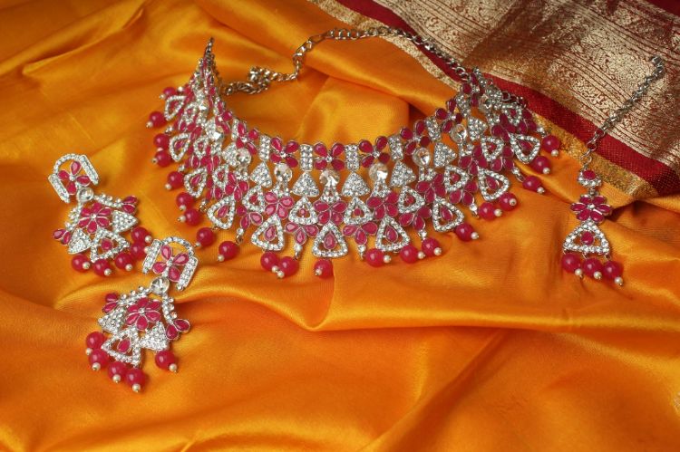 Picture of Fine Designer American Diamond Necklace