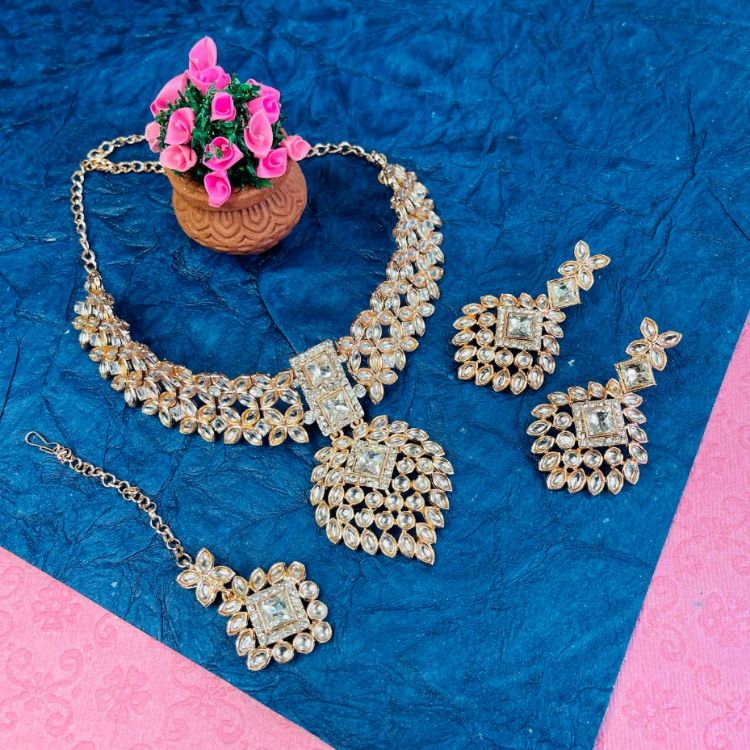 Picture of Sightly Designer American Diamond Necklace