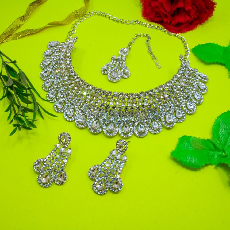 Picture of Elegant Designer American Diamond Necklace