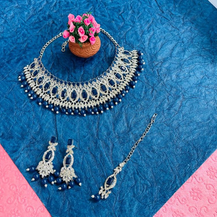 Picture of Appealing Designer American Diamond Necklace