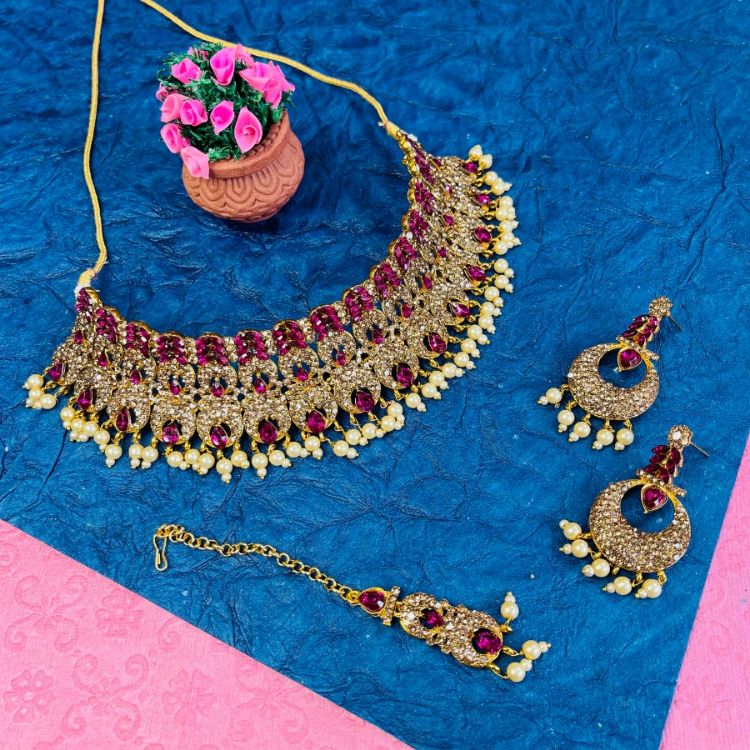 Picture of Alluring Designer American Diamond Necklace