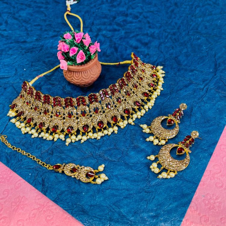 Picture of Sightly Designer American Diamond Necklace