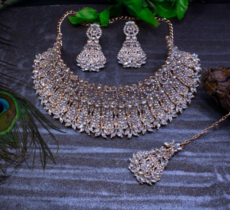 Picture of Marvelous Designer American Diamond Necklace