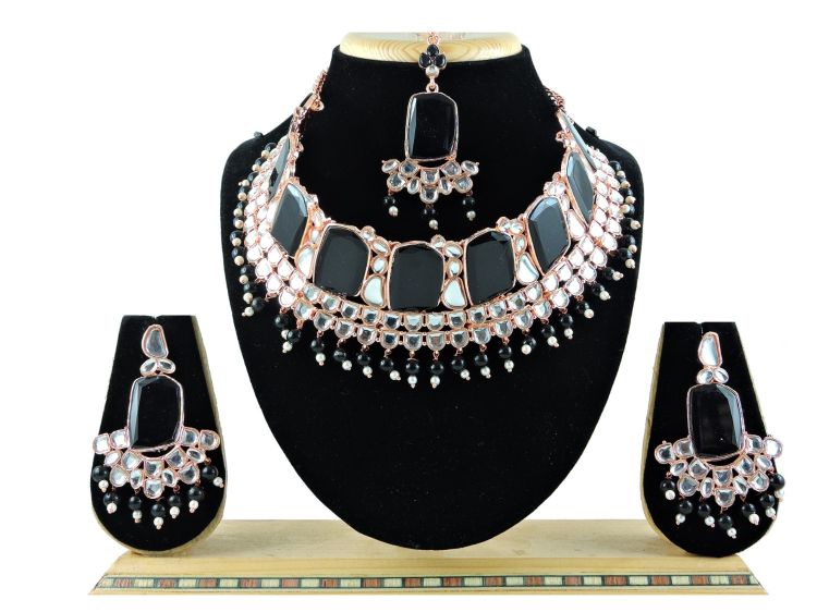 Picture of Lovely Designer American Diamond Black Necklace