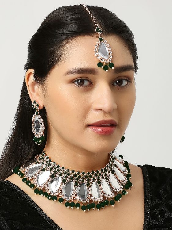 Picture of Charming Designer American Diamond Green Necklace