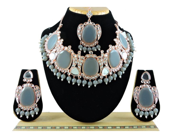 Picture of Gorgeous Designer American Diamond Grey Necklace