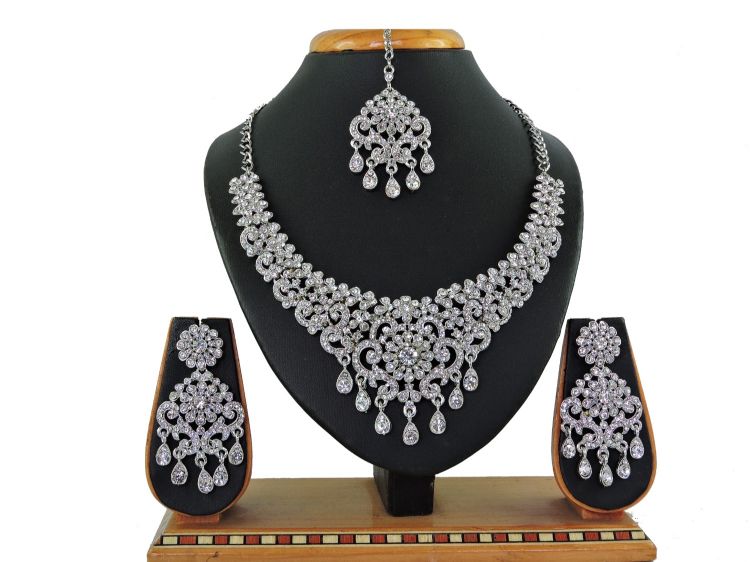 Picture of Nice Designer American Diamond Necklace
