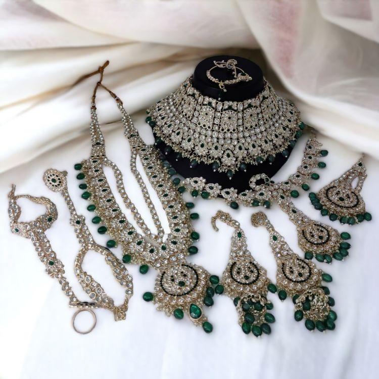 Picture of Lovely Alloy & Stone & Moti Green Necklace