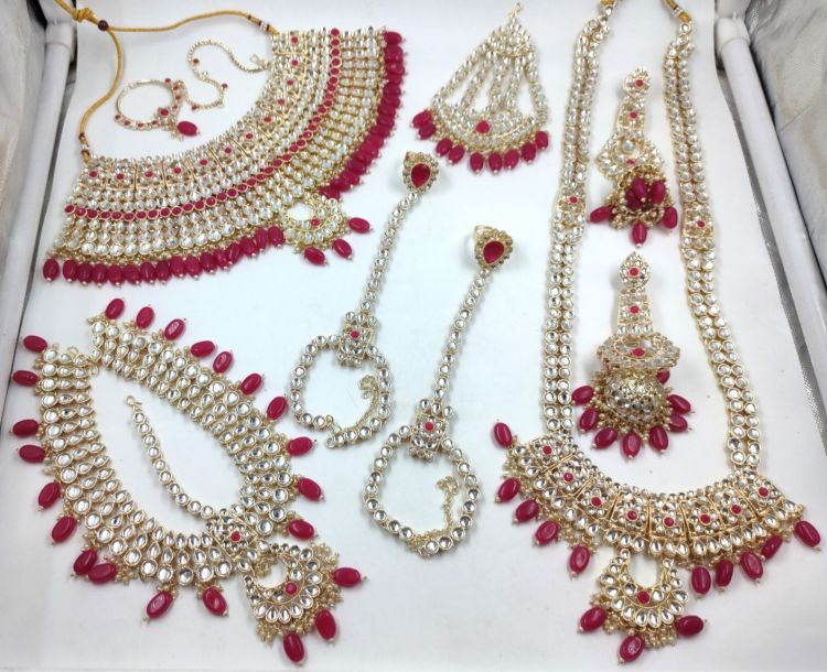 Picture of Gold Plated Kundan Bridal Heavy Jewellery Combo