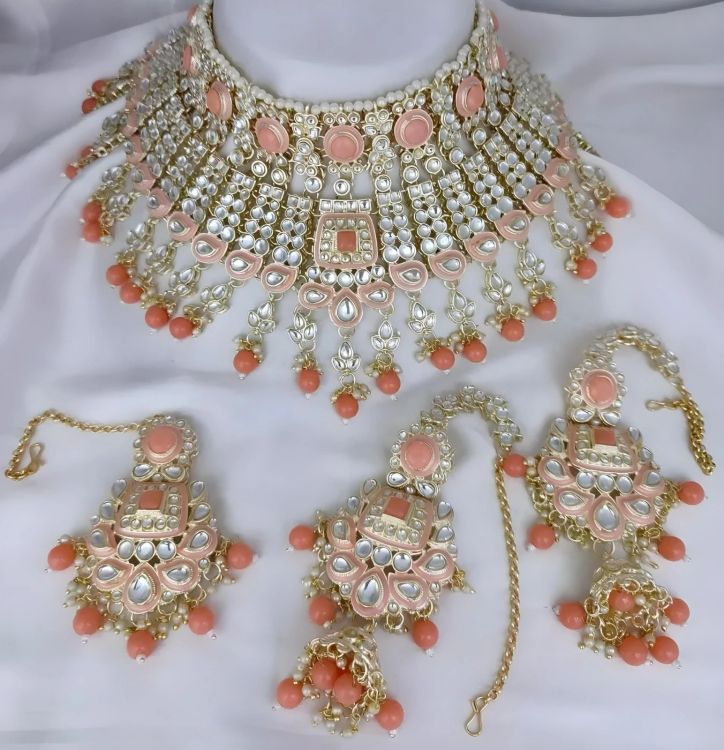 Picture of Lovely Alloy Peach Puff Necklace